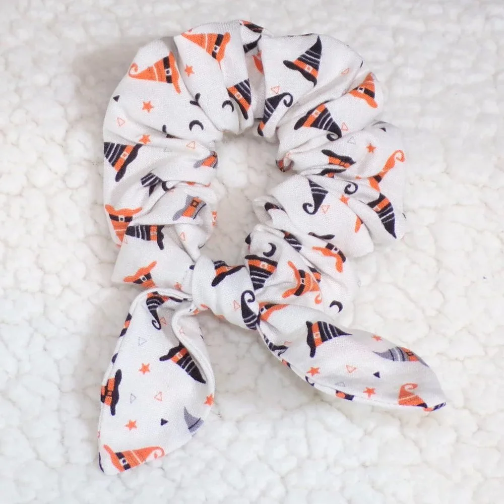 Halloween Hair Scrunchies Lot of 4 Skulls Witch Polka Dots Stripes Handcrafted